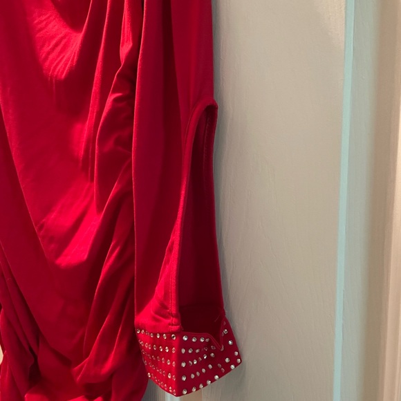 Cold-Shoulder Bodycon Dress With Wide Strap, Diamond Decoration, Ruffle Neckline - Picture 8 of 10